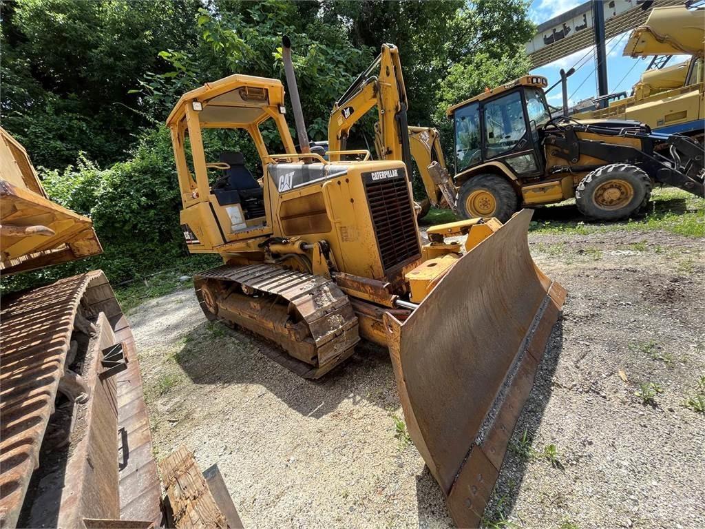 CAT D3G XL lánctalpas dózerek