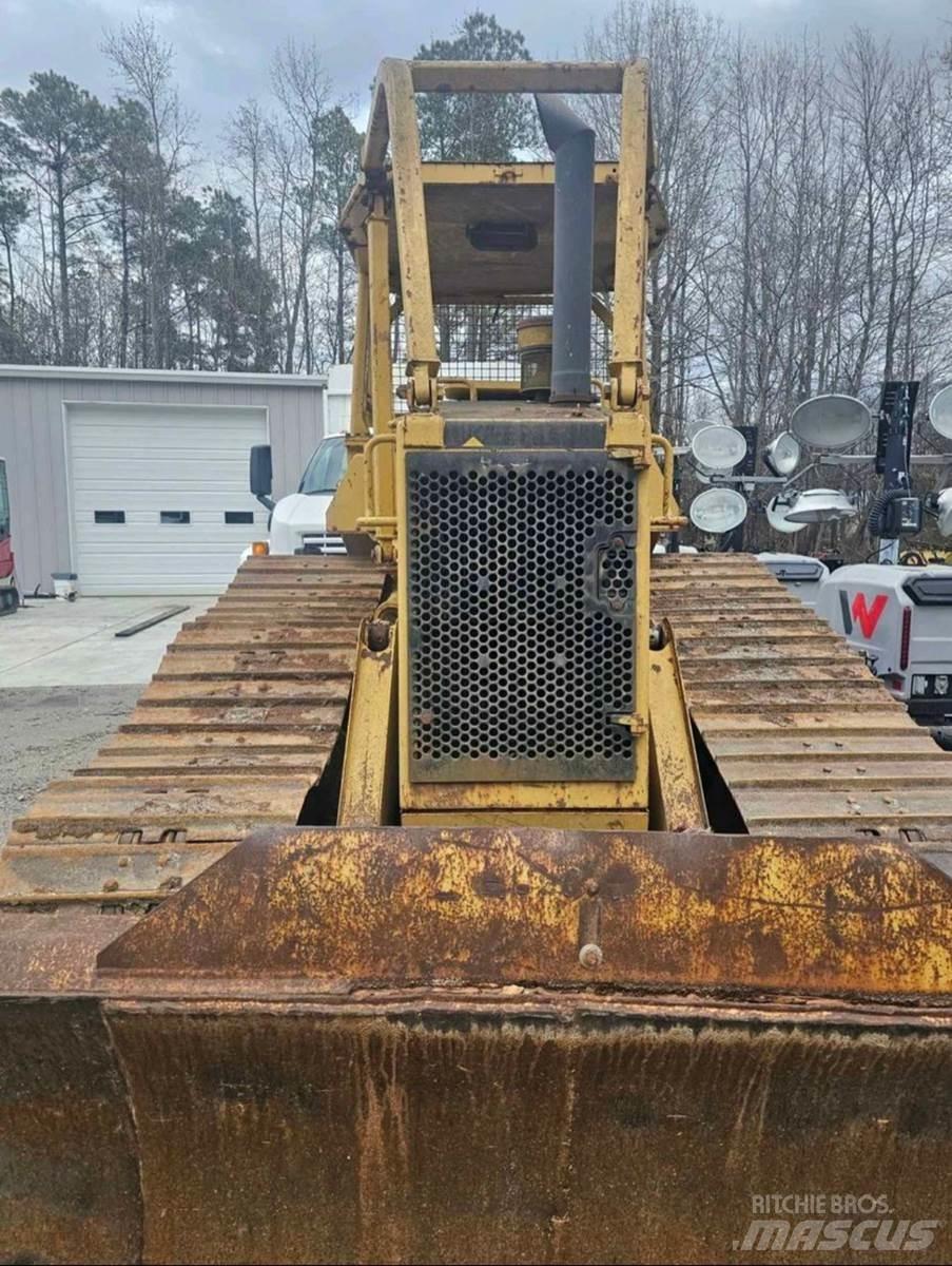 CAT D4H II lánctalpas dózerek