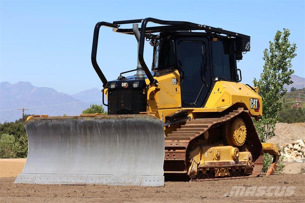 CAT D5 XL lánctalpas dózerek