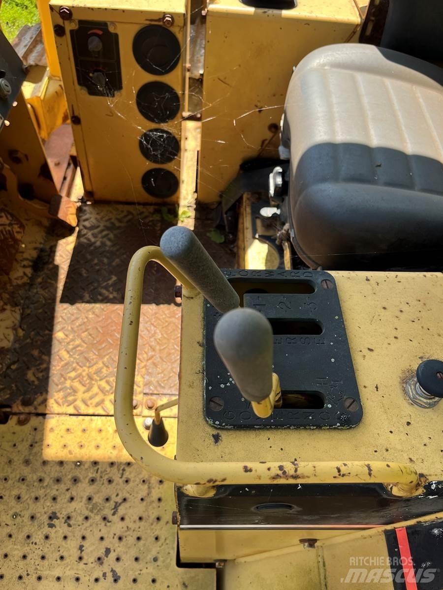 CAT D5C lánctalpas dózerek