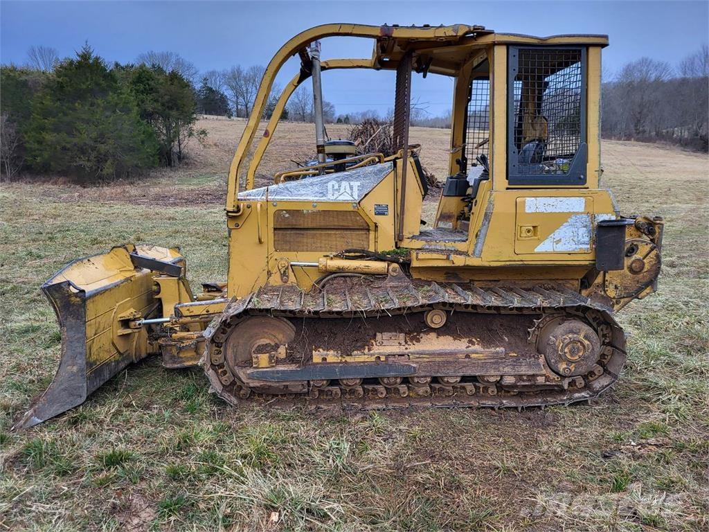 CAT D5G XL lánctalpas dózerek