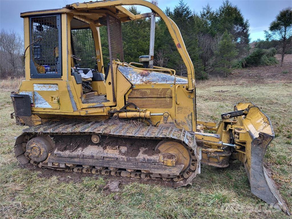 CAT D5G XL lánctalpas dózerek
