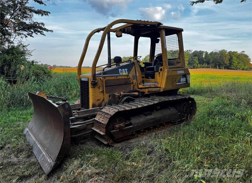 CAT D5G XL lánctalpas dózerek