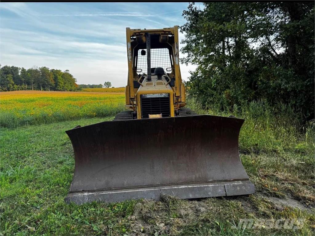 CAT D5G XL lánctalpas dózerek
