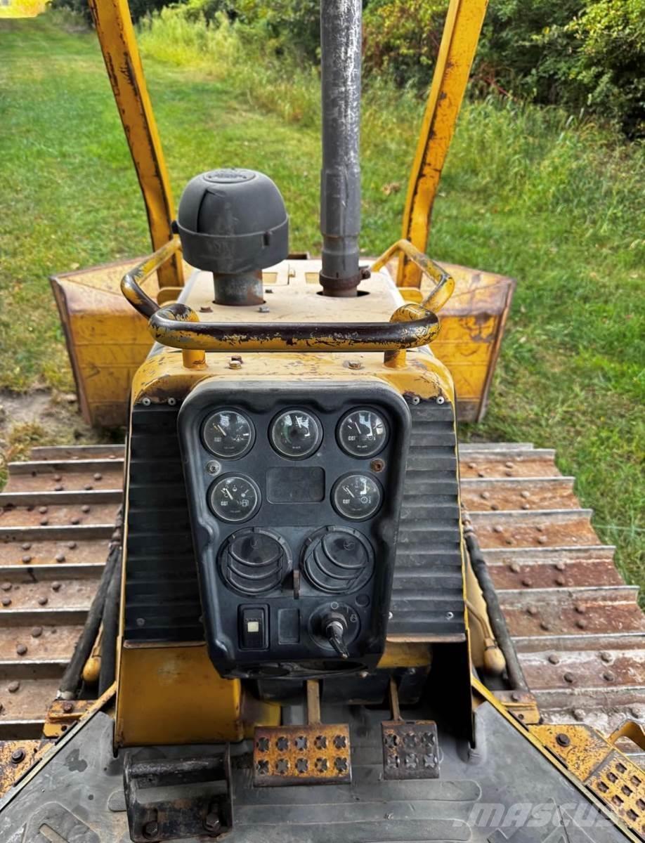 CAT D5G XL lánctalpas dózerek