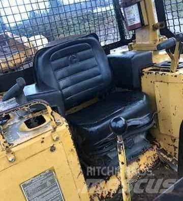 CAT D5H lánctalpas dózerek
