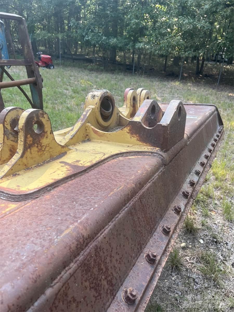 CAT D5K Tolólapok
