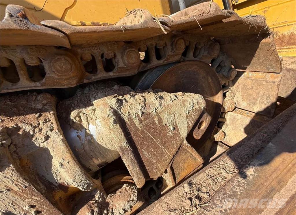 CAT D6 lánctalpas dózerek