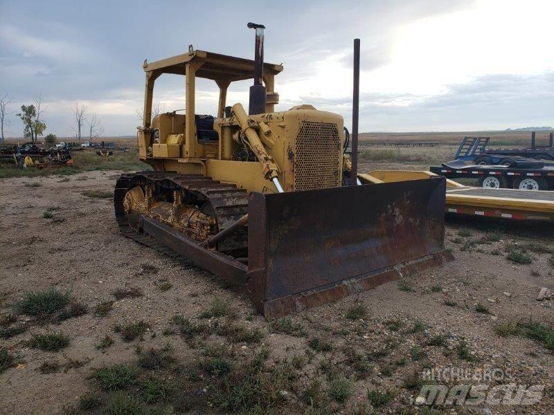 CAT D6C lánctalpas dózerek
