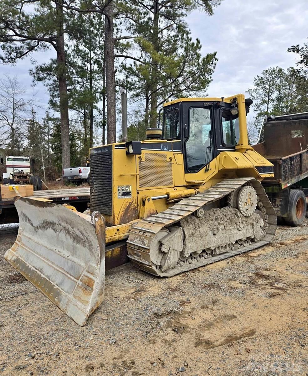 CAT D6M XL lánctalpas dózerek