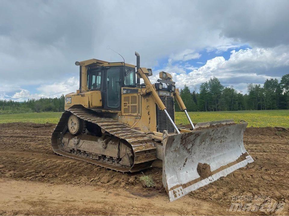 CAT D6T lánctalpas dózerek