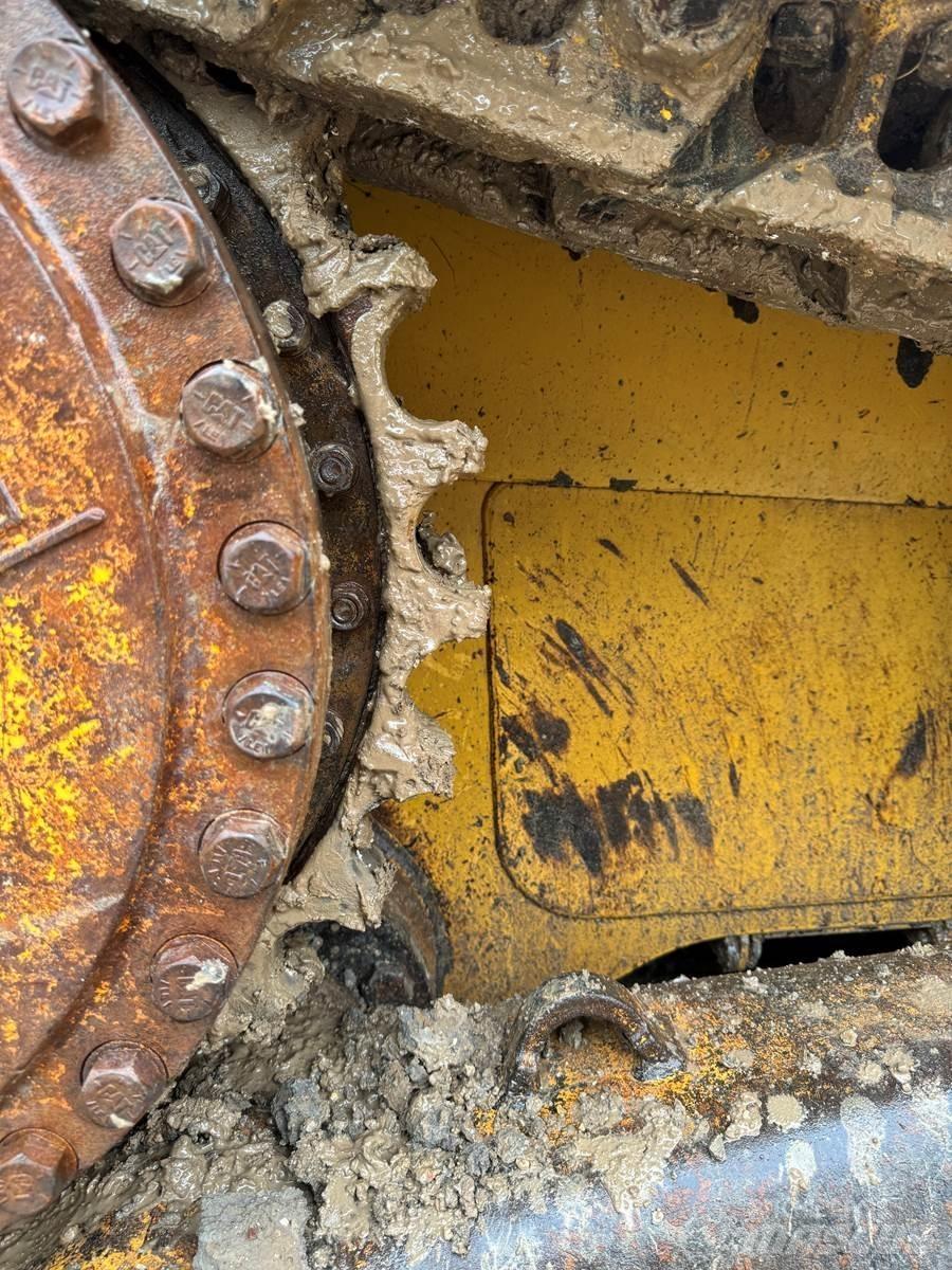 CAT D6T XL lánctalpas dózerek