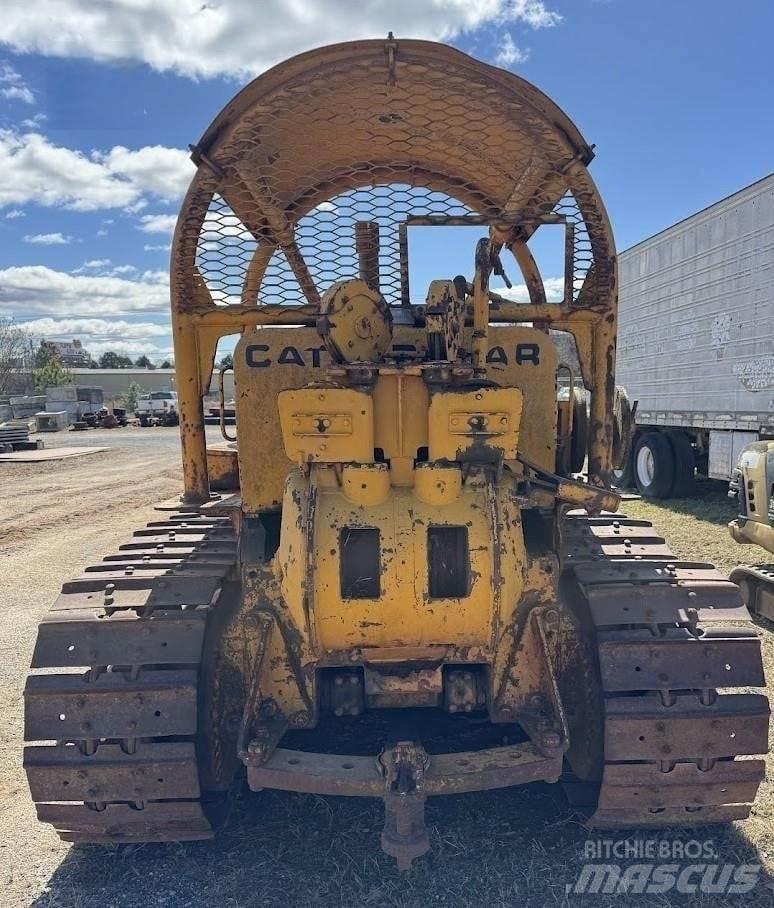 CAT D7 lánctalpas dózerek