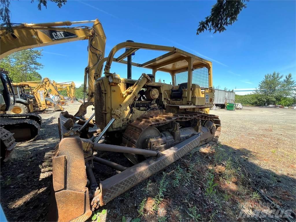 CAT D7G lánctalpas dózerek