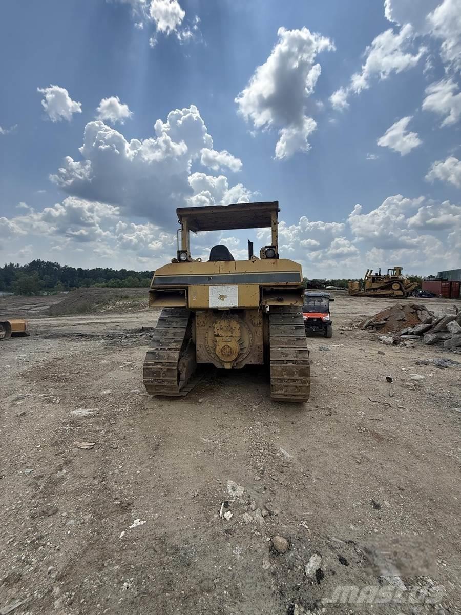 CAT D7H lánctalpas dózerek