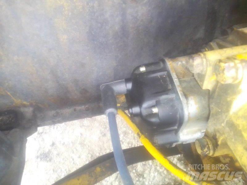 CAT D8H lánctalpas dózerek