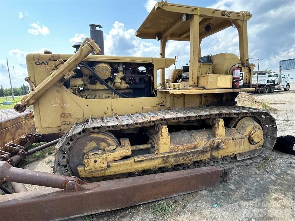 CAT D8H lánctalpas dózerek