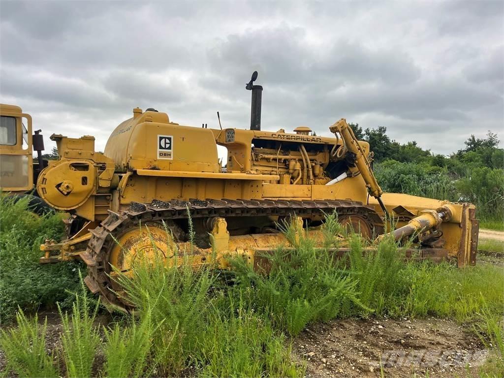CAT D8H lánctalpas dózerek