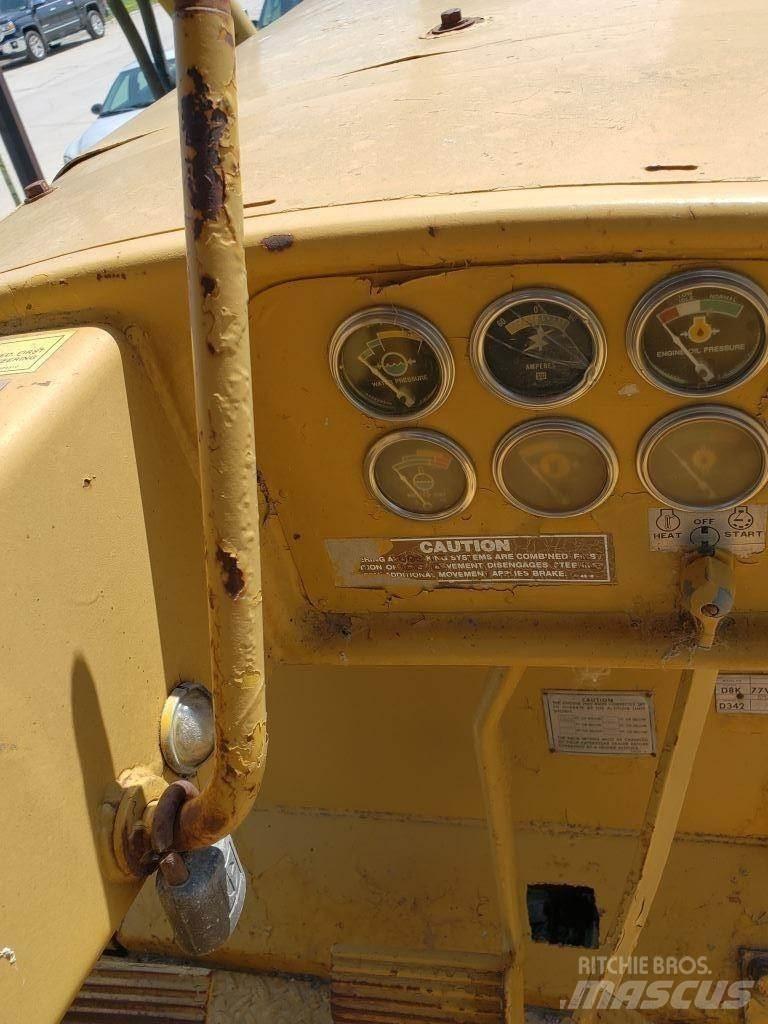 CAT D8K lánctalpas dózerek