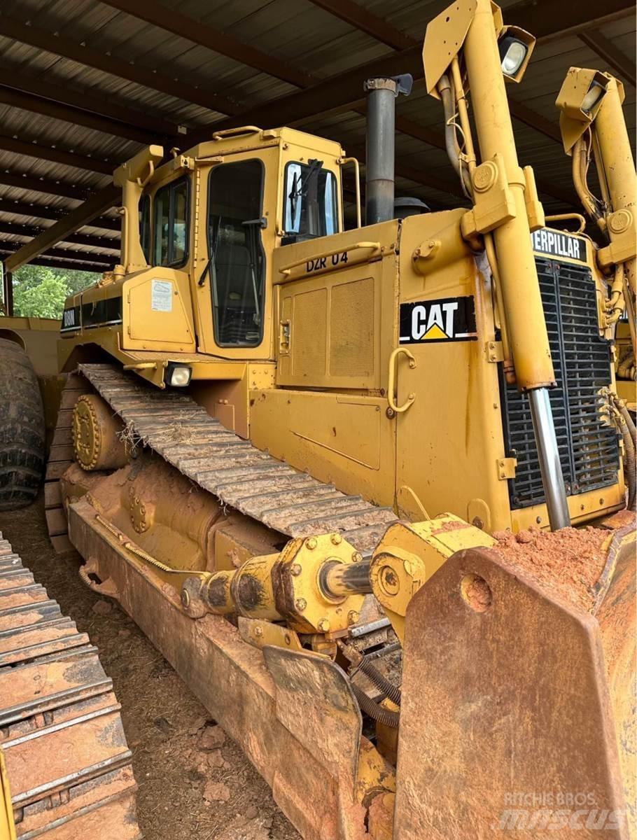 CAT D8N lánctalpas dózerek
