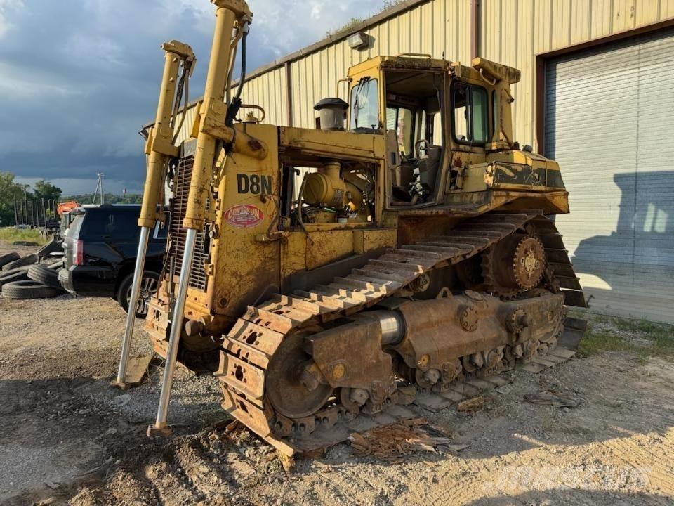 CAT D8N lánctalpas dózerek