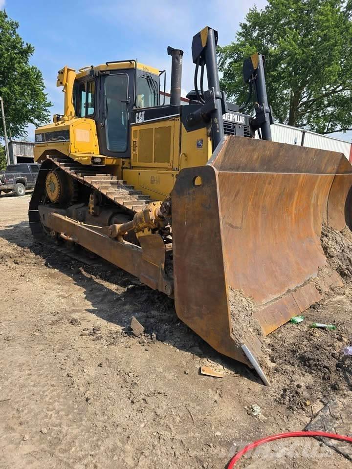 CAT D8R lánctalpas dózerek