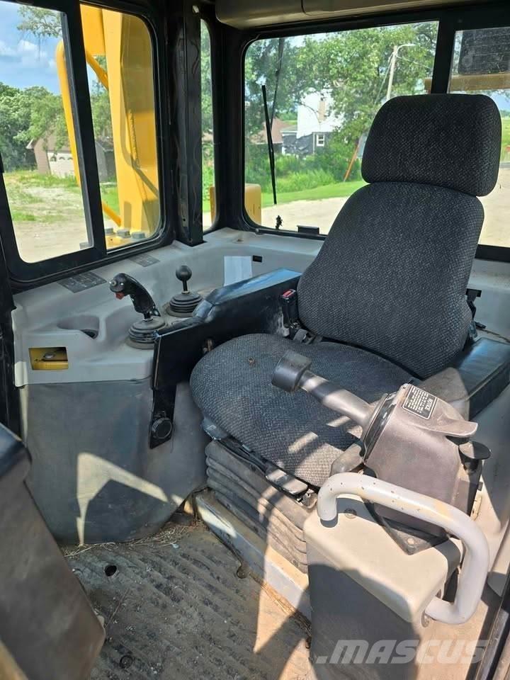 CAT D8R lánctalpas dózerek