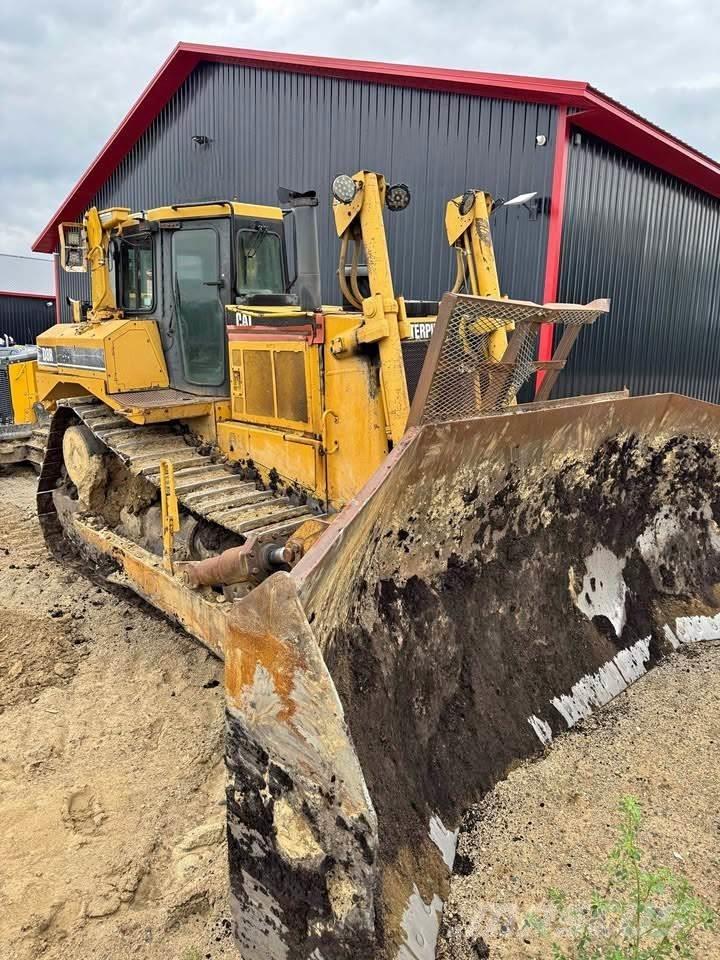CAT D8R lánctalpas dózerek