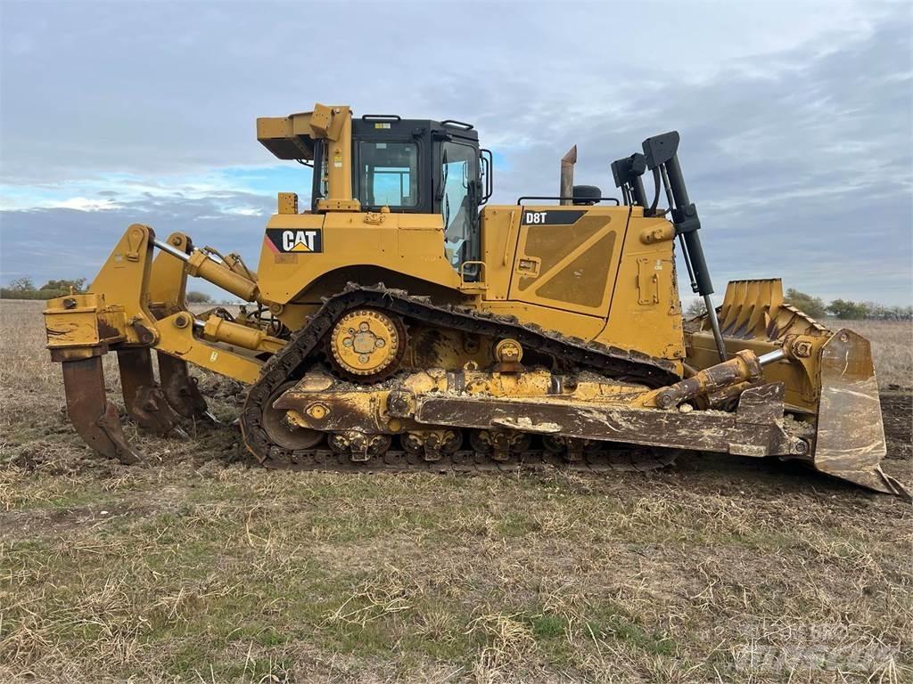 CAT D8T lánctalpas dózerek