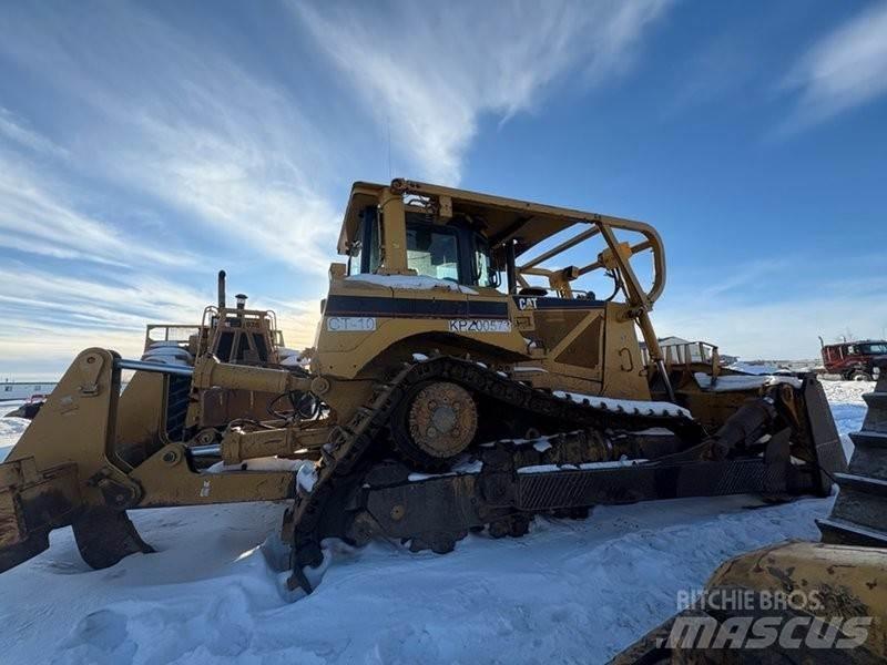 CAT D8T lánctalpas dózerek