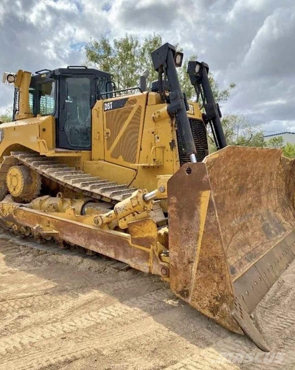 CAT D8T lánctalpas dózerek