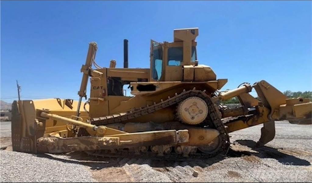 CAT D9L lánctalpas dózerek