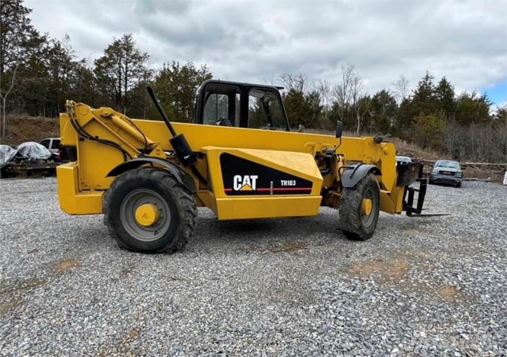 CAT TH103 Teleszkópos rakodók