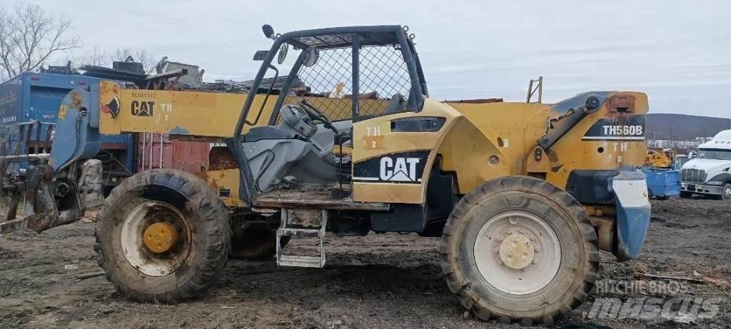CAT TH560B Teleszkópos rakodók
