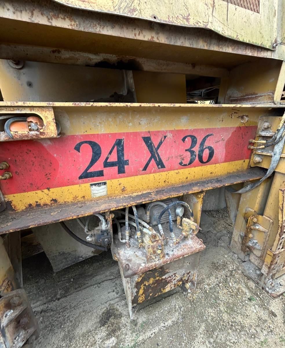 CEC 24X36 Törőgépek