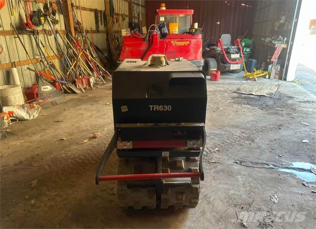  CP TR630 Vontatott vibrátoros hengerek
