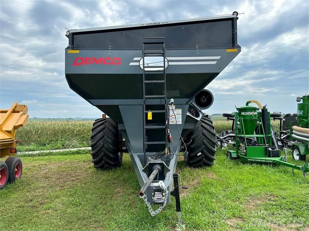 Demco 1100 Gabona átrakó kocsik