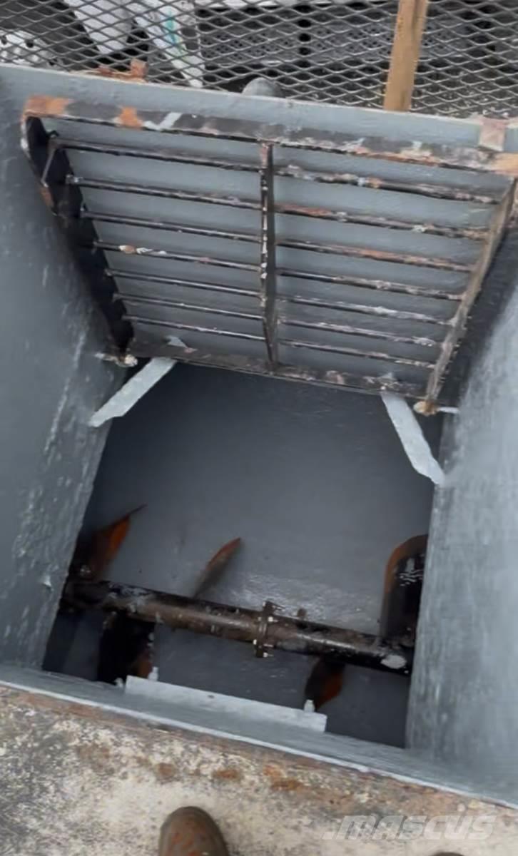 Finn T120 Hulladékároló tartály,ventilátor,felvonó