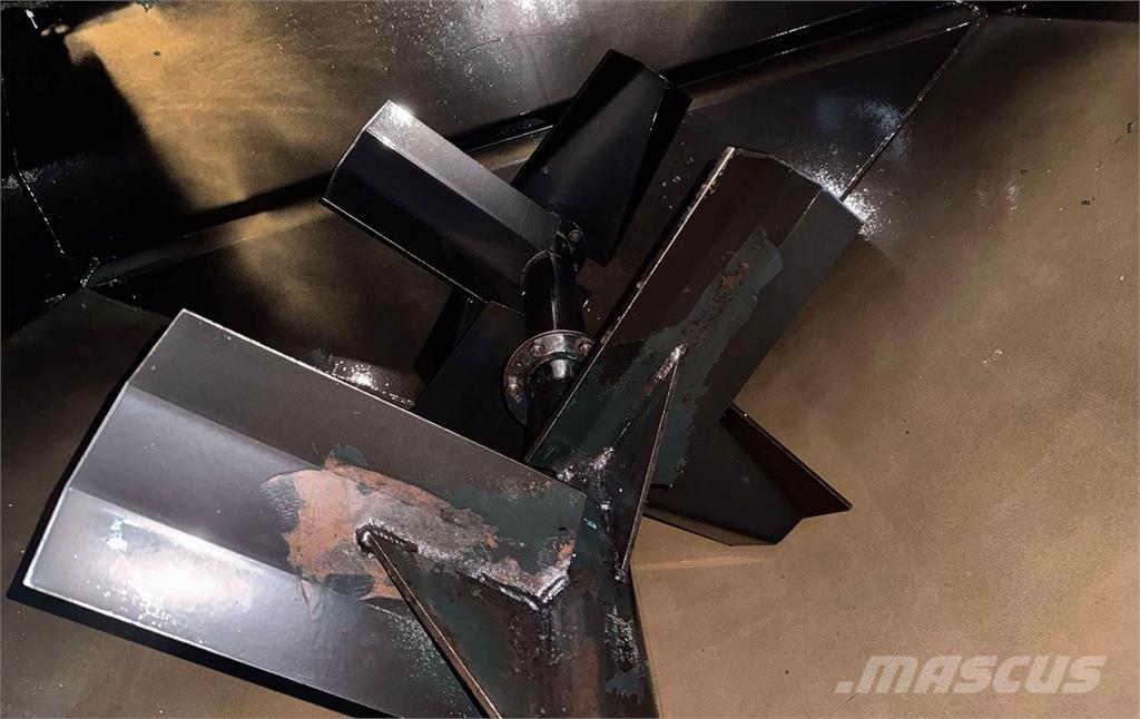 Finn T120 Hulladékároló tartály,ventilátor,felvonó