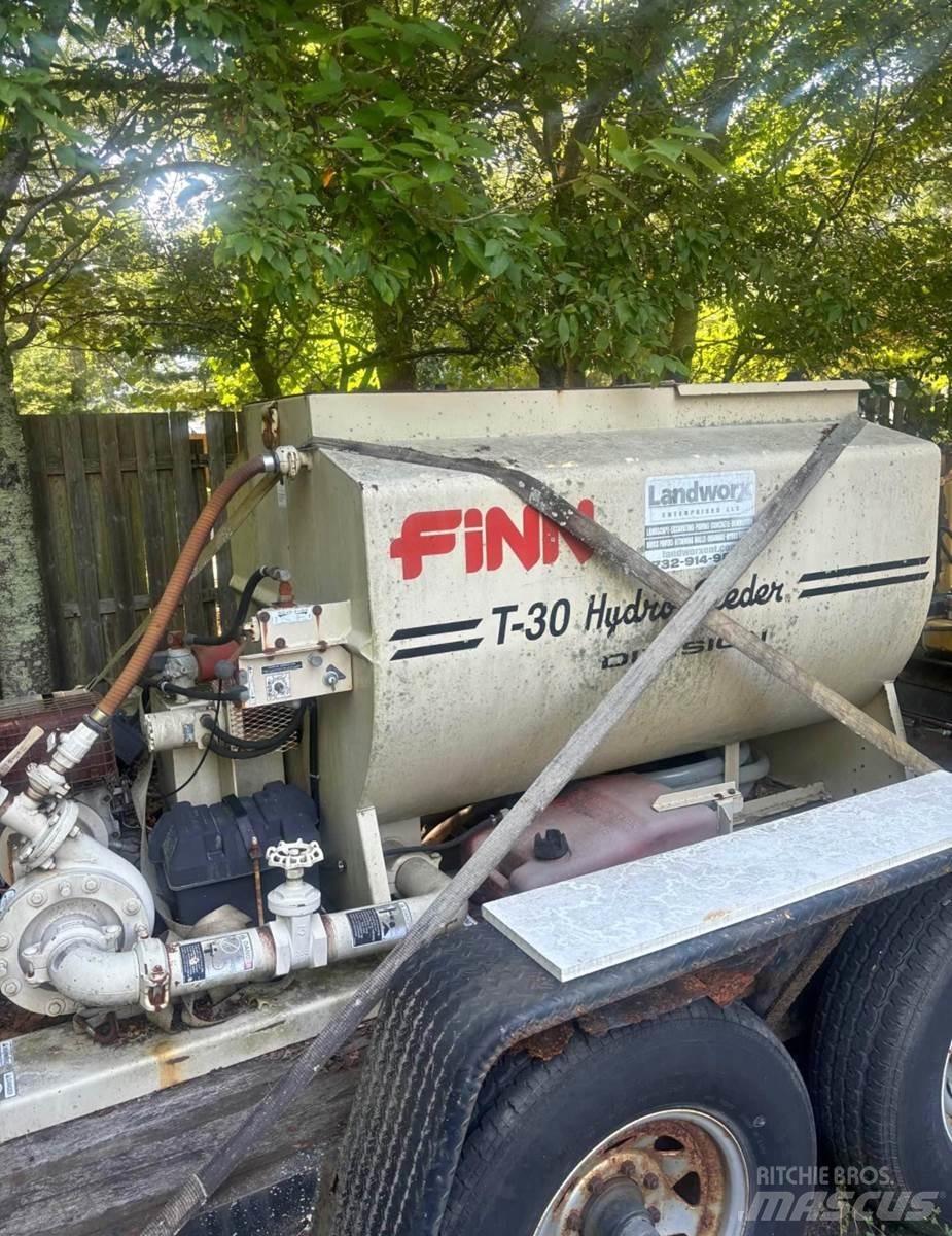 Finn T30 Hulladékároló tartály,ventilátor,felvonó