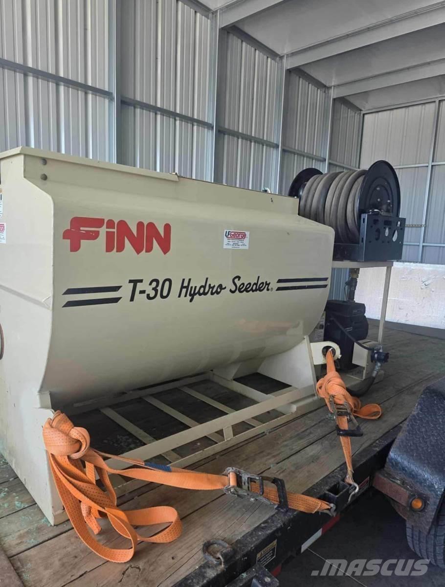 Finn T30 Hulladékároló tartály,ventilátor,felvonó