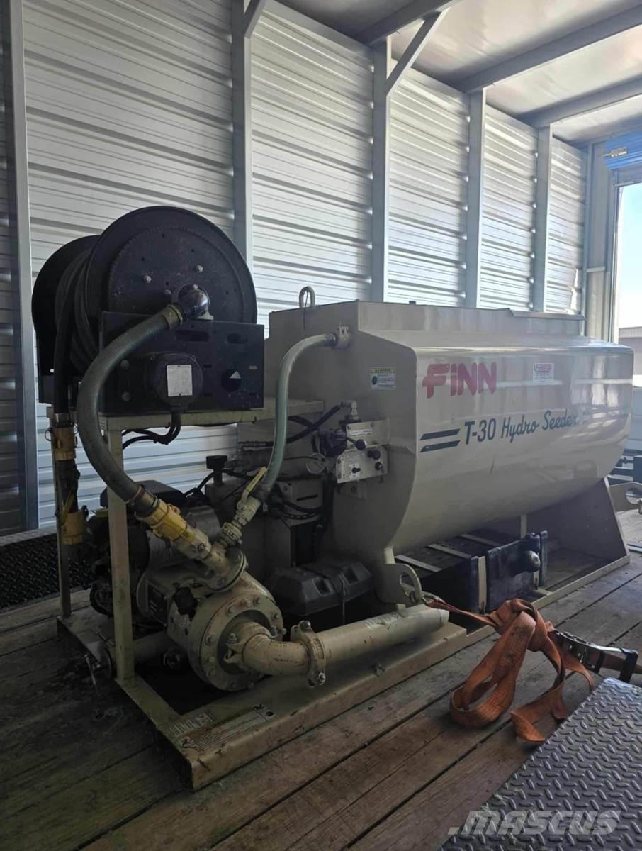 Finn T30 Hulladékároló tartály,ventilátor,felvonó