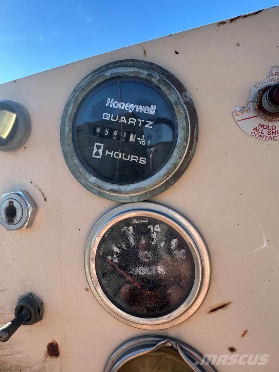 Finn T330 Hulladékároló tartály,ventilátor,felvonó