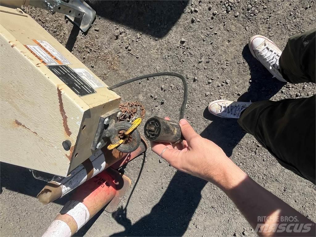 Finn T75T Hulladékároló tartály,ventilátor,felvonó