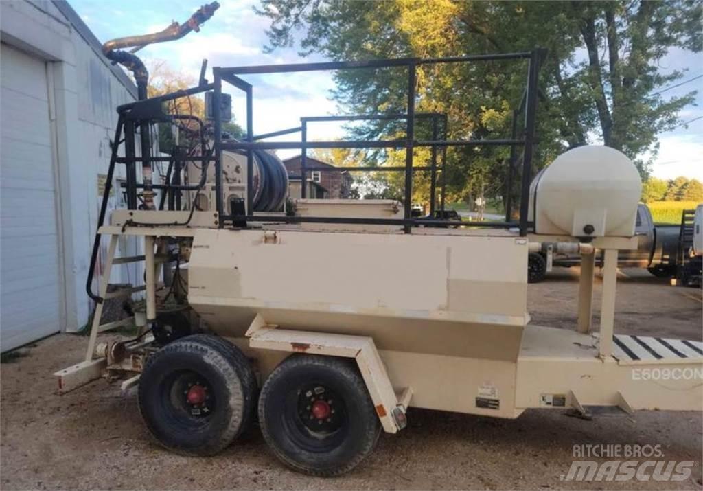 Finn T90 Hulladékároló tartály,ventilátor,felvonó
