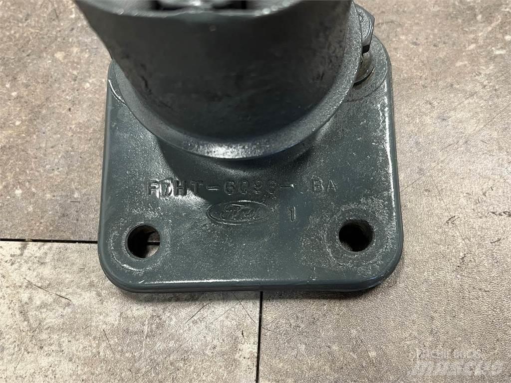Ford  Motorok