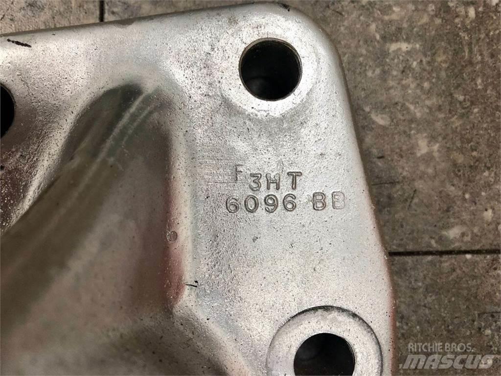Ford  Motorok
