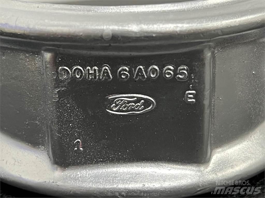 Ford  Motorok