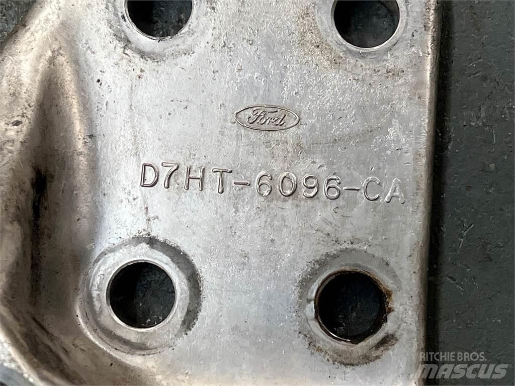 Ford  Motorok