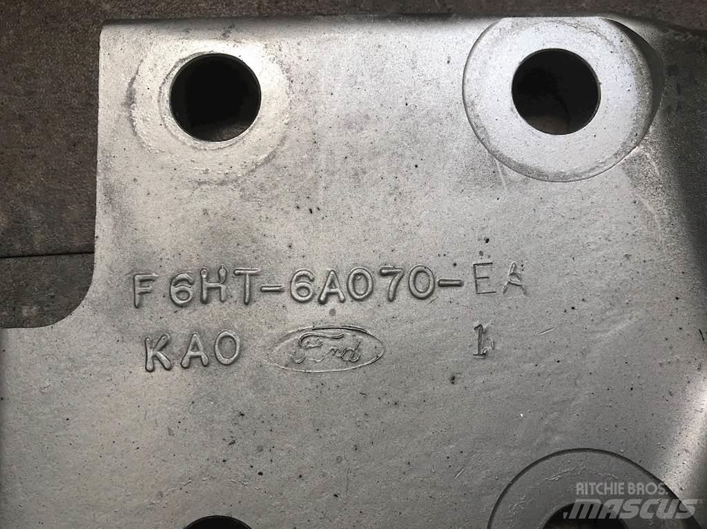Ford  Motorok